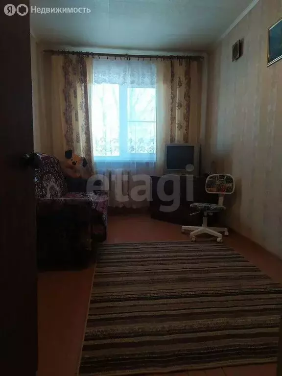 2-комнатная квартира: посёлок городского типа Редкино, улица Калинина, ... - Фото 1