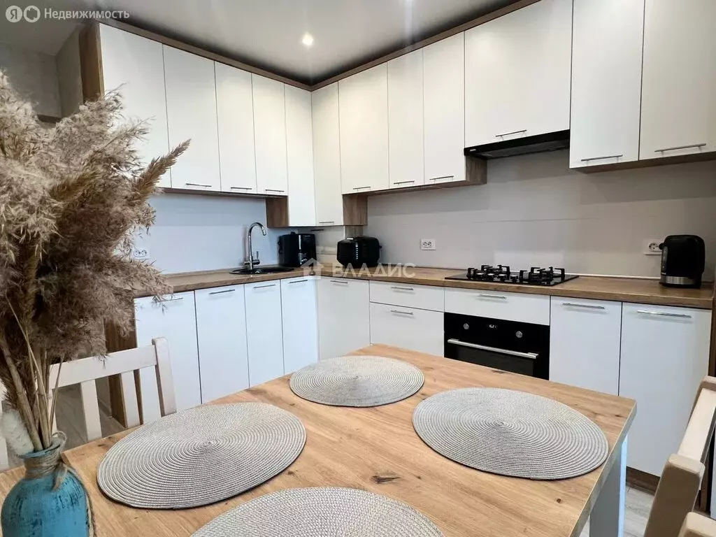 2-комнатная квартира: Калининград, Пригородная улица, 13к1 (53.5 м) - Фото 0