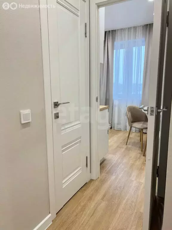 3-комнатная квартира: Омск, микрорайон Заозёрный, улица Сергея ... - Фото 0