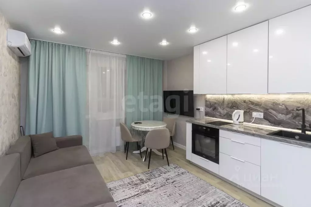 Студия Тюменская область, Тюмень ул. Валентины Трофимовой, 12 (28.0 м) - Фото 1