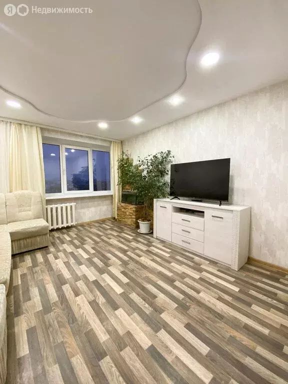 4-комнатная квартира: Киров, улица Лепсе, 54 (76.9 м) - Фото 1