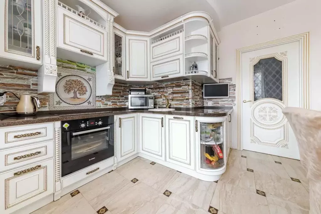 2-к кв. Санкт-Петербург ул. Русановская, 17к2 (65.4 м) - Фото 1