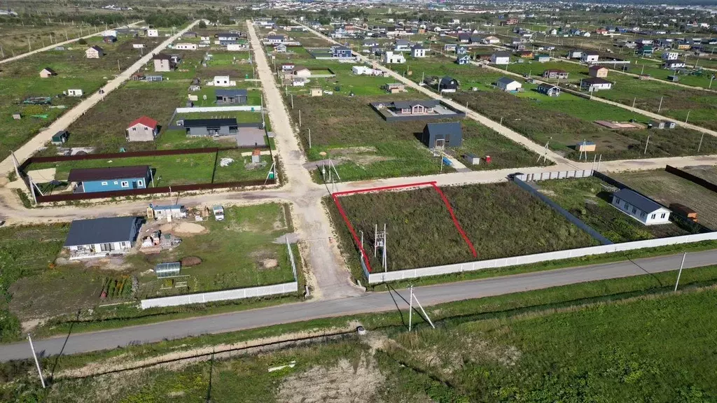 Участок в Ленинградская область, Тосненский район, Федоровское ... - Фото 1