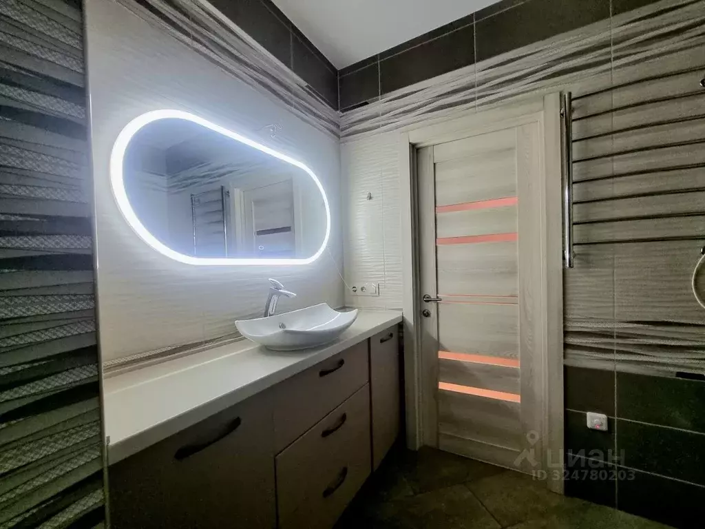 3-к кв. Хакасия, Абакан просп. Дружбы Народов, 43 (84.0 м) - Фото 1