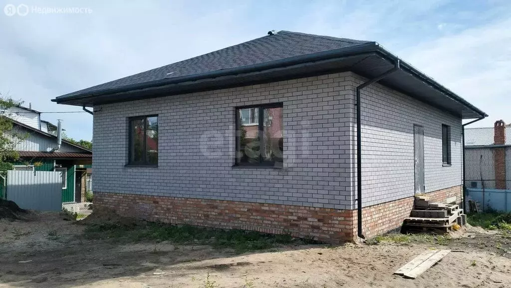 Дом в Саратов, Якутская улица (200 м) - Фото 0