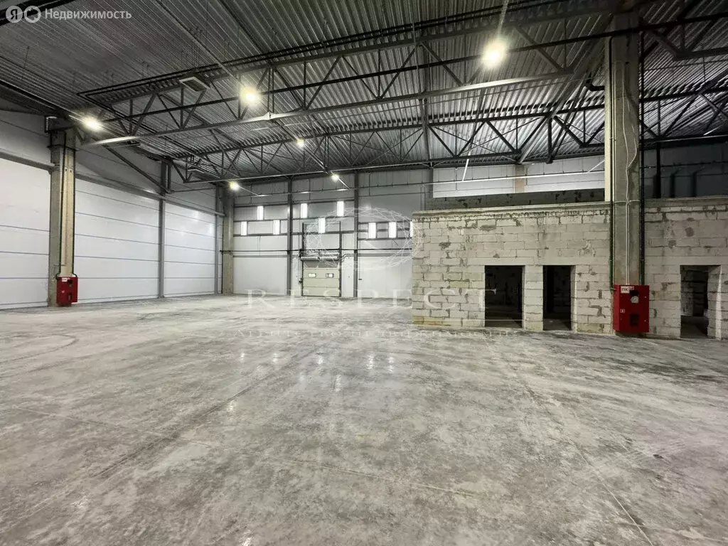 Склад (1400 м) - Фото 1