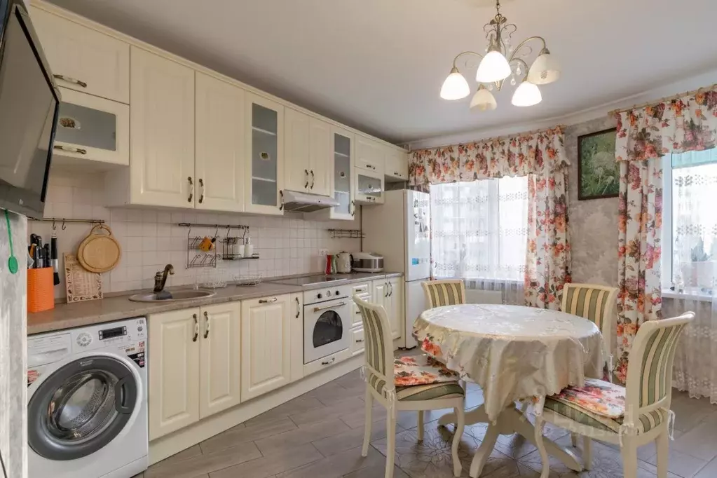 3-к кв. Санкт-Петербург ул. Оптиков, 38к1 (102.0 м) - Фото 1