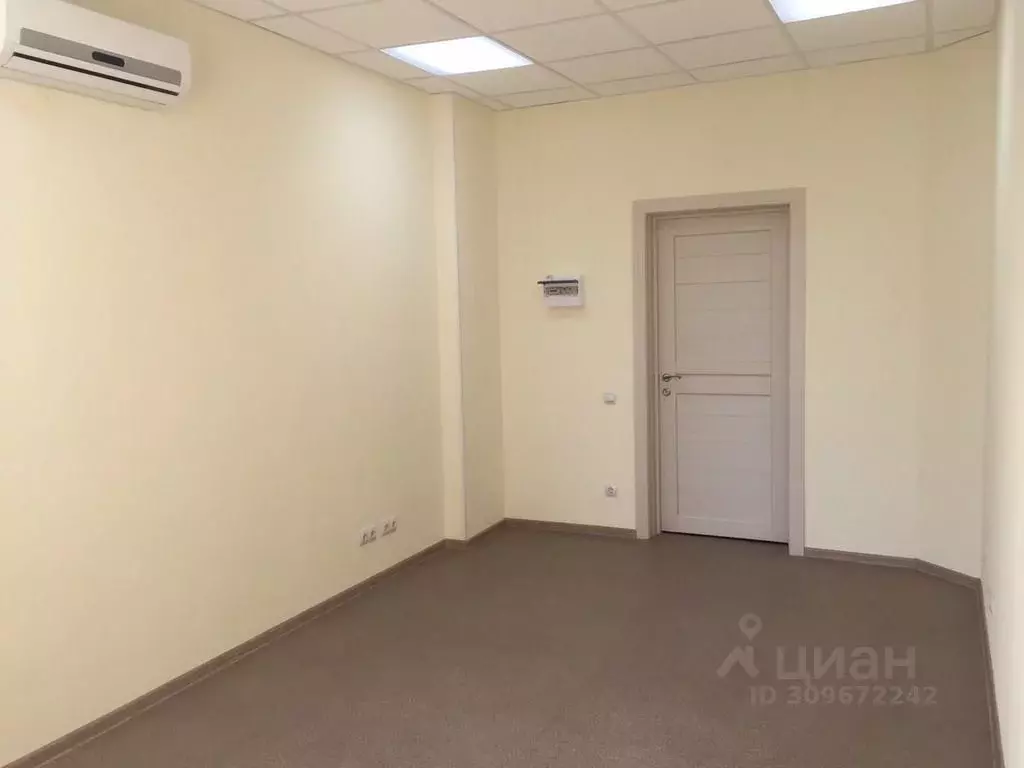 Офис в Омская область, Омск Тарская ул., 14 (17 м) - Фото 2