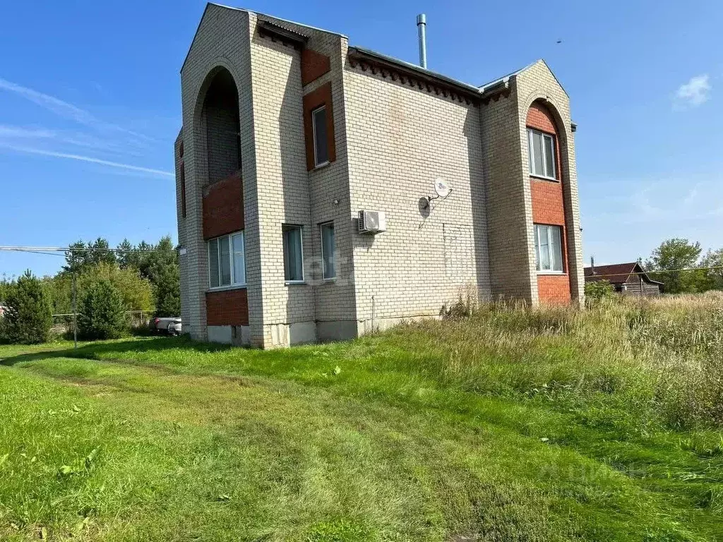 Дом в Татарстан, Тукаевский район, с. Кузкеево ул. Мирная, 2В (221 м) - Фото 0