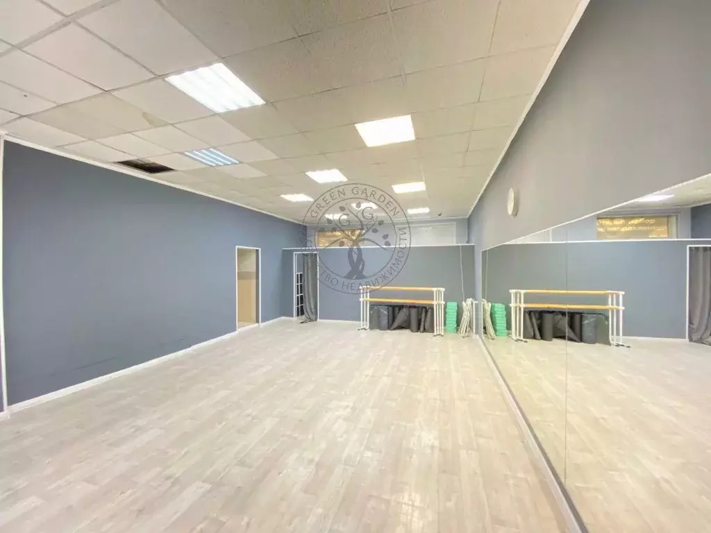 Торговая площадь в Свердловская область, Екатеринбург ул. Каменотесов, ... - Фото 2