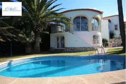 Very well-kept 2 bedroom villa in Oliva with private pool in panoramic . - Фото 0