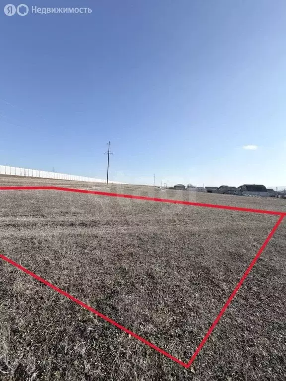 Участок в Белогорск, улица Муарема Мартынова (7.98 м) - Фото 2