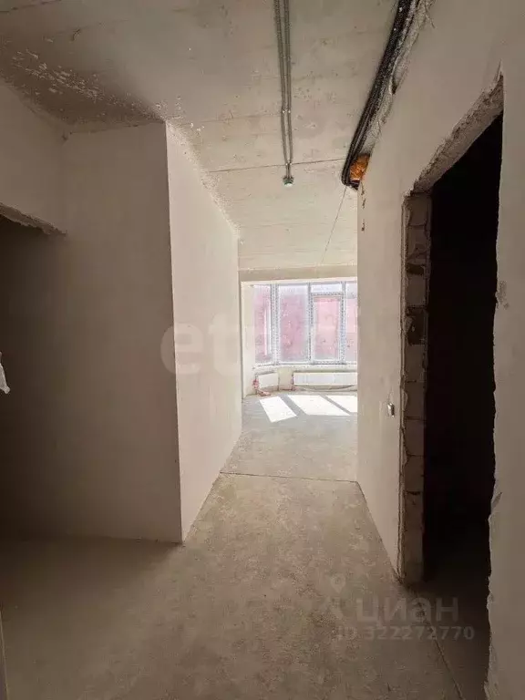 Студия Крым, Сакский район, с. Штормовое ул. 60 лет Октября (34.2 м) - Фото 1