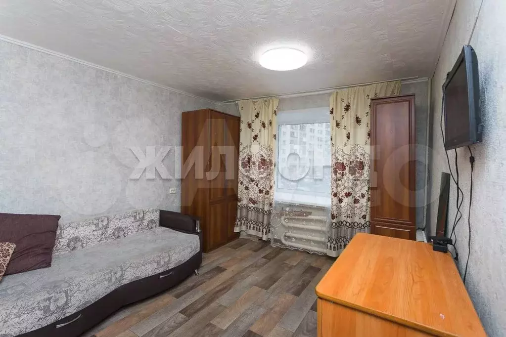 Комната 13 м в 1-к., 2/17 эт. - Фото 0