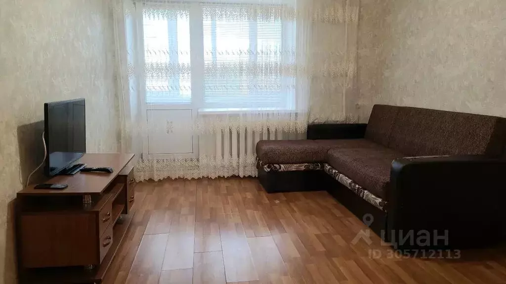 3-к кв. Оренбургская область, Соль-Илецк Вокзальная ул., 83 (55.0 м) - Фото 1