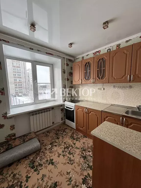 1-к. квартира, 33 м, 2/9 эт. - Фото 0