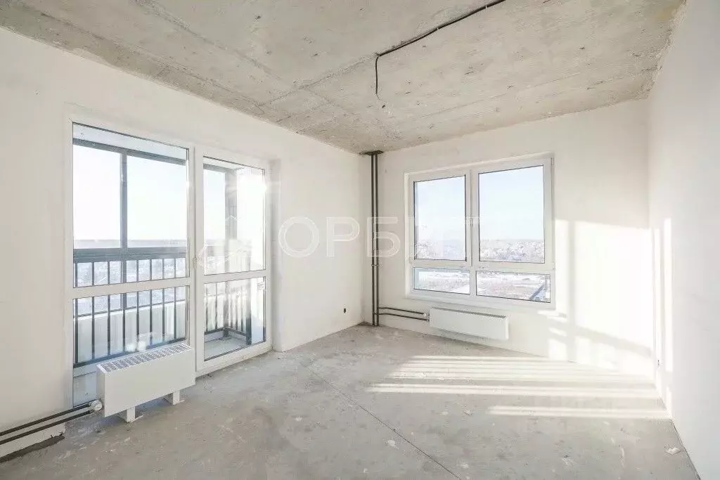 2-к кв. Тюменская область, Тюмень Полевая ул., 117к8 (55.9 м) - Фото 1