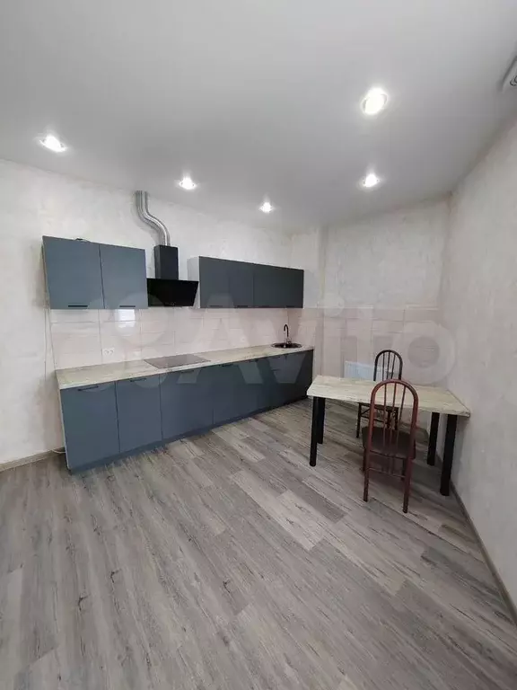 2-к. квартира, 58 м, 2/5 эт. - Фото 0