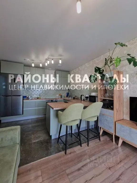 3-к кв. Челябинская область, Челябинск ул. Академика Макеева, 36 (68.5 ... - Фото 0