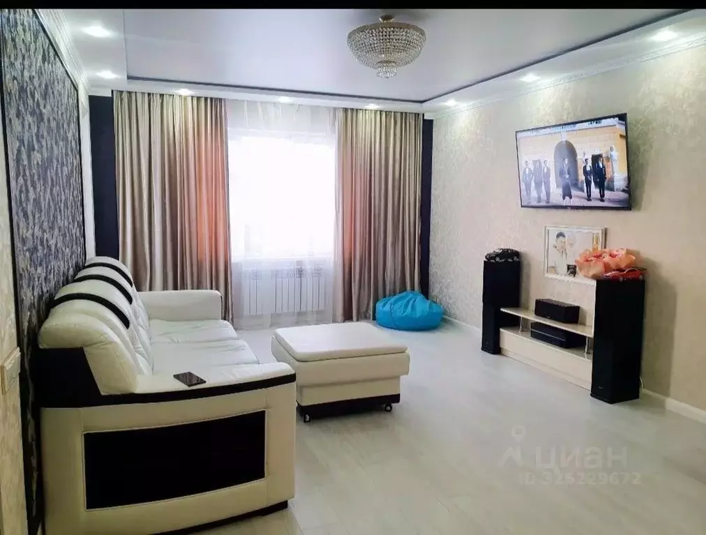 2-к кв. Саха (Якутия), Якутск ул. Петра Алексеева, 72/1 (56.0 м) - Фото 1