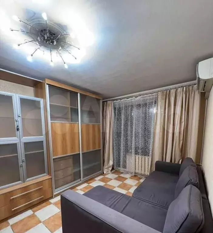 1-к. квартира, 35 м, 2/5 эт. - Фото 1