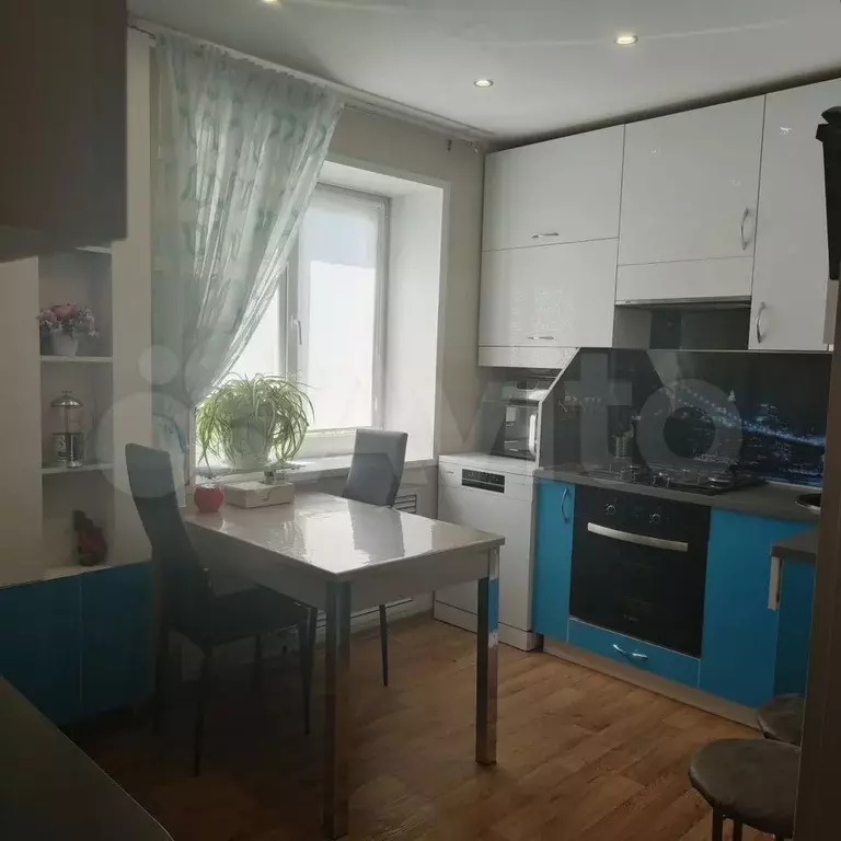 2-к. квартира, 50 м, 1/3 эт. - Фото 0