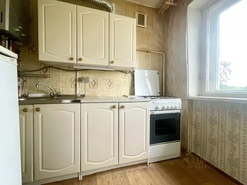 1-к кв. Псковская область, Остров 1 Мая ул., 5 (31.5 м) - Фото 2