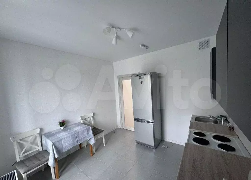 2-к. квартира, 61 м, 2/20 эт. - Фото 1