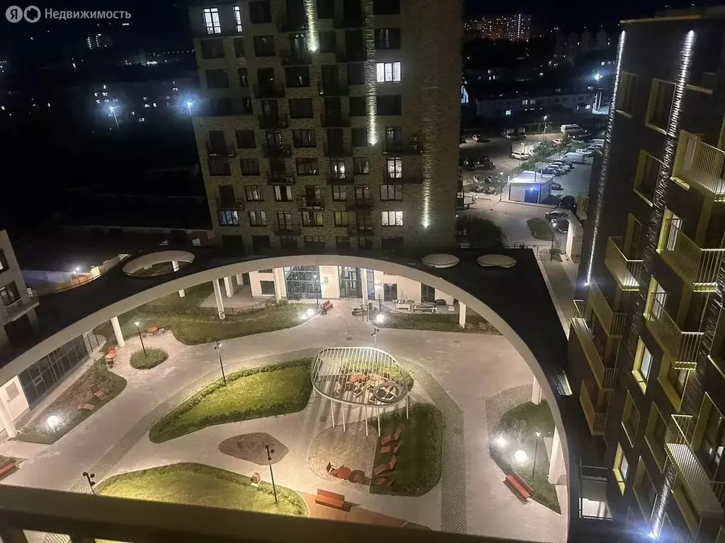 3-комнатная квартира: Тюмень, микрорайон Тарманы, улица Малышева, 31к1 ... - Фото 2