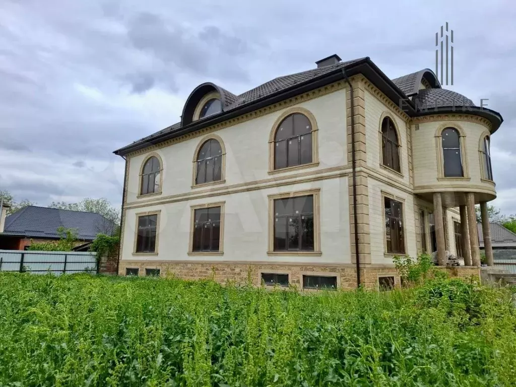 Дом 1100 м на участке 8 сот. - Фото 1