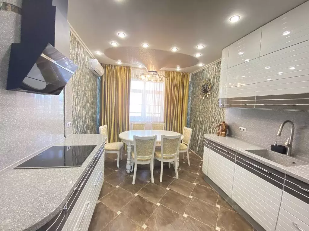 3-к кв. Краснодарский край, Анапа ш. Супсехское, 39к2 (87.0 м) - Фото 1