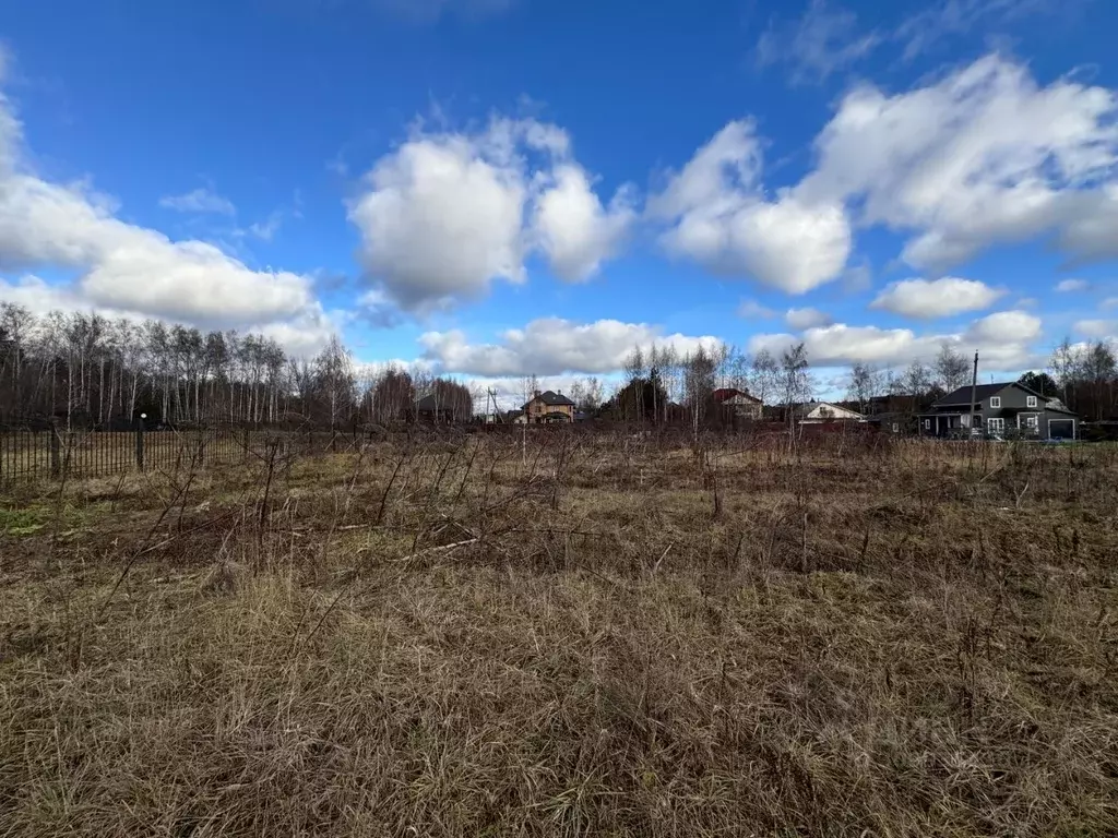 Участок в Московская область, Истра городской округ, д. Крюково ул. ... - Фото 1