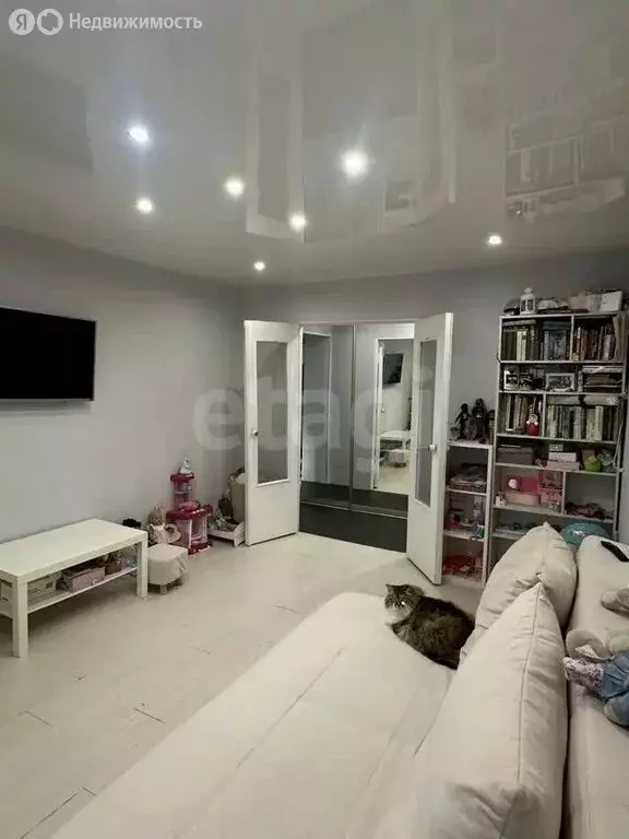 2-комнатная квартира: Пермь, Волховская улица, 34А (49.3 м) - Фото 1