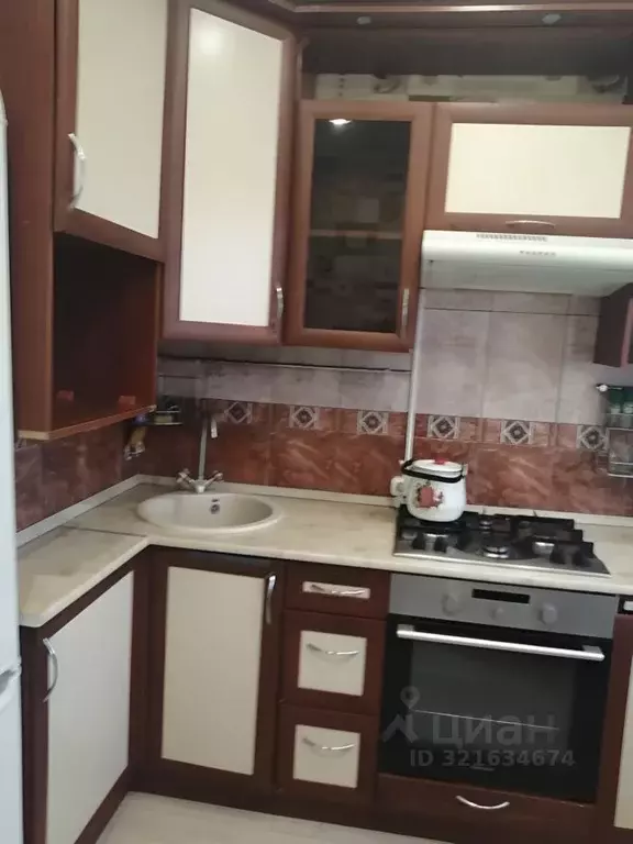 2-к кв. Курская область, Курск ул. Энгельса, 90 (61.0 м) - Фото 0