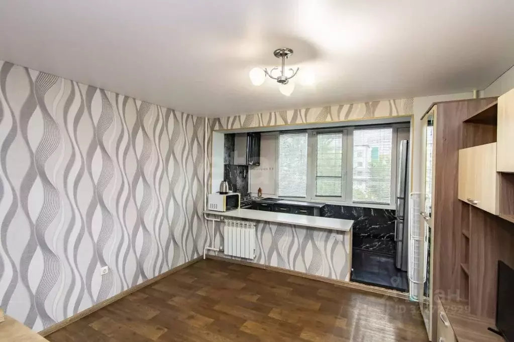 Студия Тюменская область, Тюмень ул. Мельникайте, 67 (17.5 м) - Фото 1