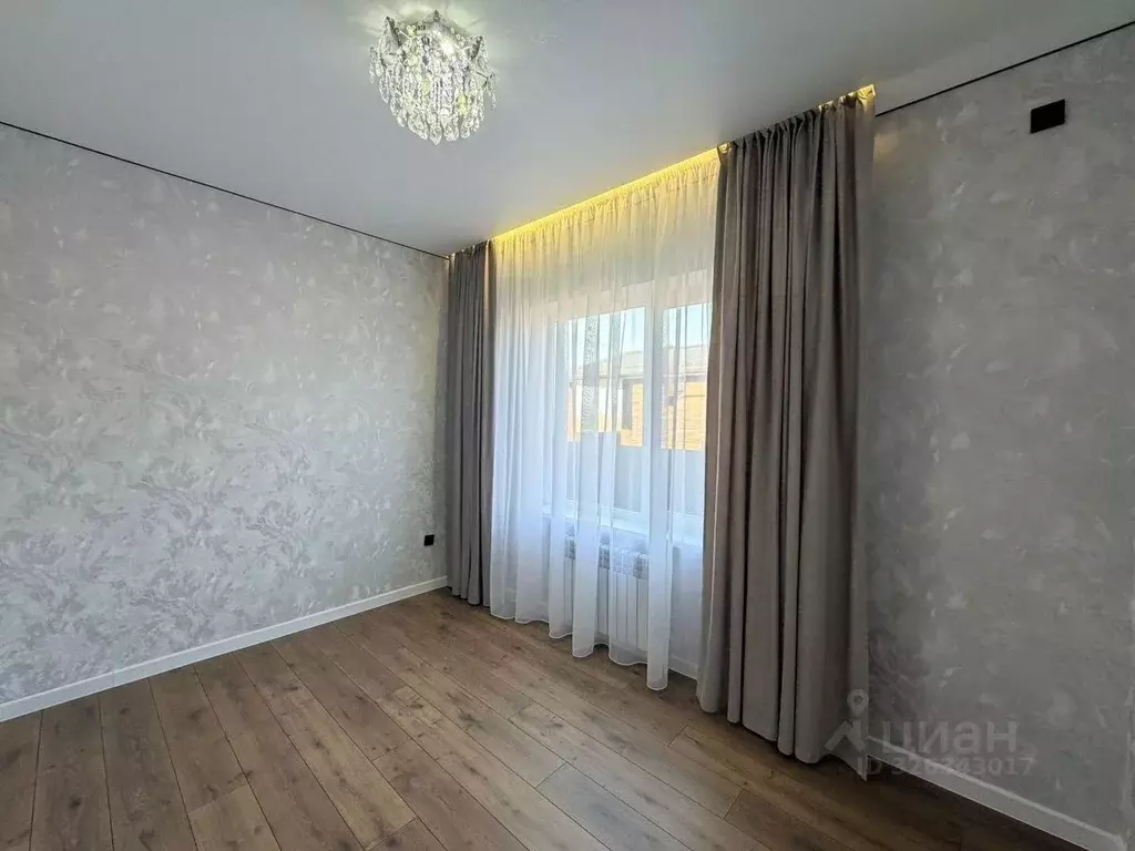 Дом в Ставропольский край, Михайловск Шпаковский район,  (105 м) - Фото 2