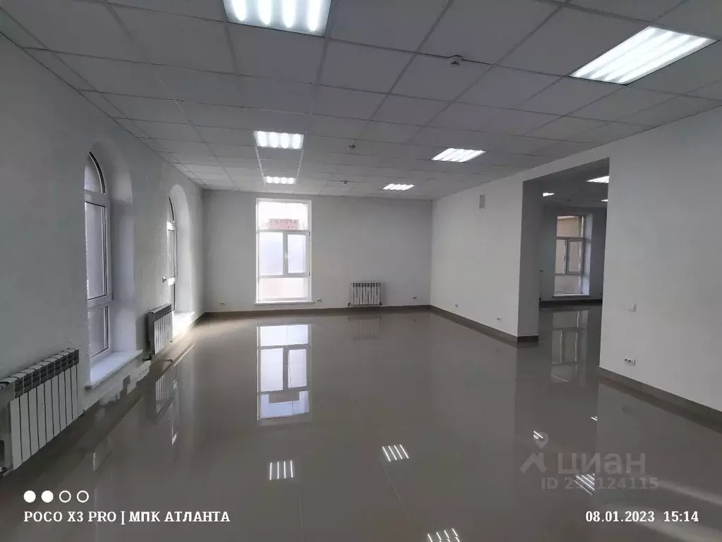 Помещение свободного назначения в Крым, Керчь ул. Комарова, 6 (95 м) - Фото 1
