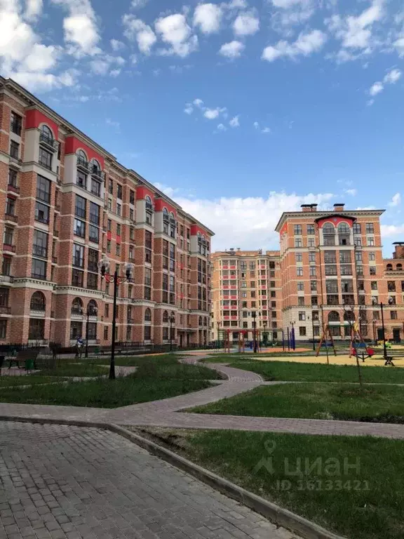 2-к кв. Московская область, Красногорск Опалиха мкр, ул. Пришвина, 1к1 ... - Фото 1