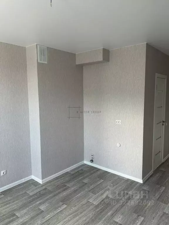 Студия Новосибирская область, Новосибирск Спортивная ул., 45 (22.0 м) - Фото 1