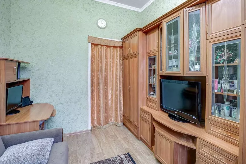 Комната Санкт-Петербург ул. Полярников, 8 (15.0 м) - Фото 1