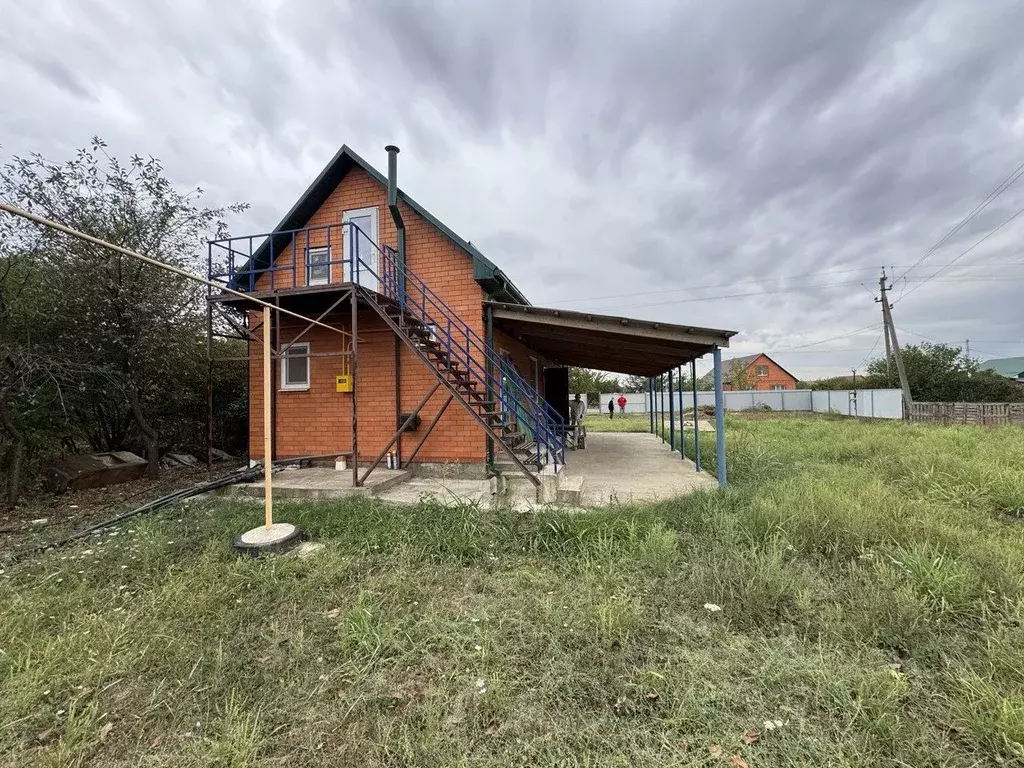 Дом в Краснодарский край, Белореченский район, Южненское с/пос, пос. ... - Фото 1
