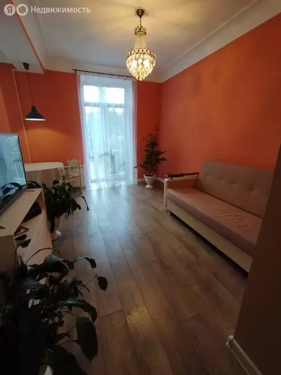 3-комнатная квартира: Брянск, улица Фокина, 27/43 (61 м) - Фото 0