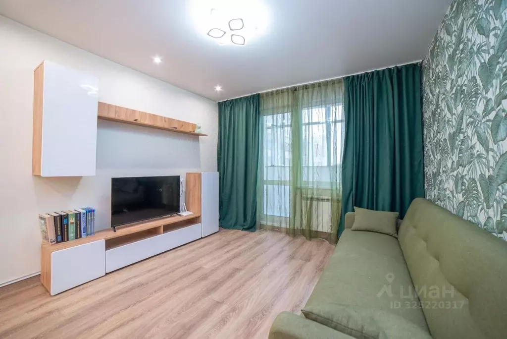 1-к кв. Свердловская область, Екатеринбург ул. Викулова, 57 (33.3 м) - Фото 1