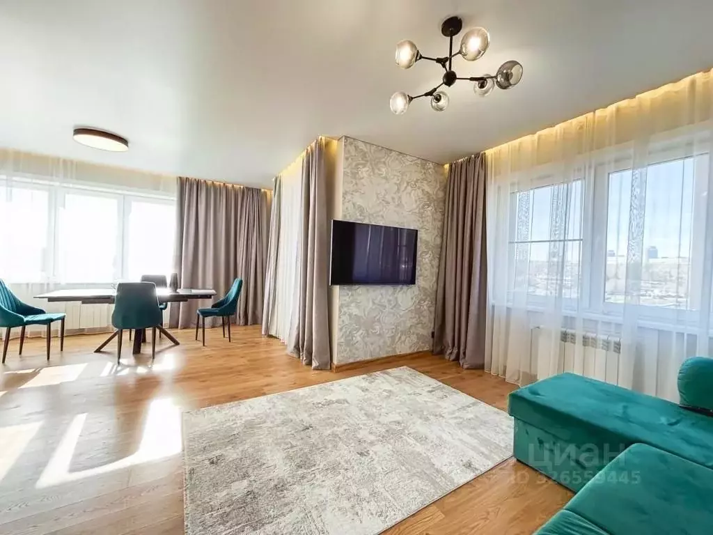 2-к кв. Иркутская область, Иркутск Байкальская ул., 346/13 (64.0 м) - Фото 1