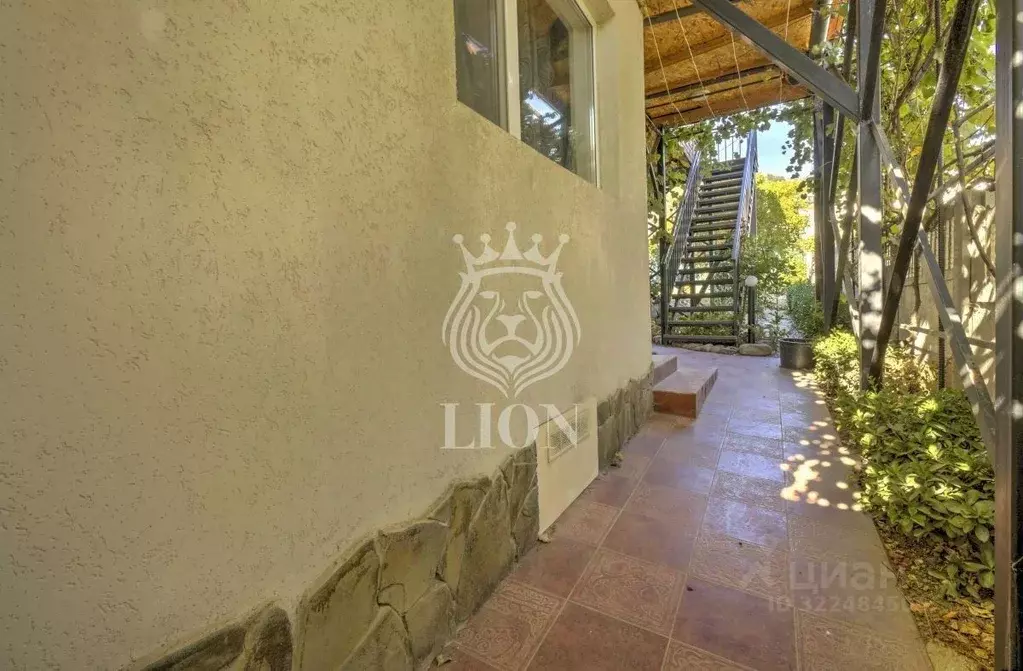 Дом в Крым, Алушта пер. Абрикосовый, 4 (107 м) - Фото 2