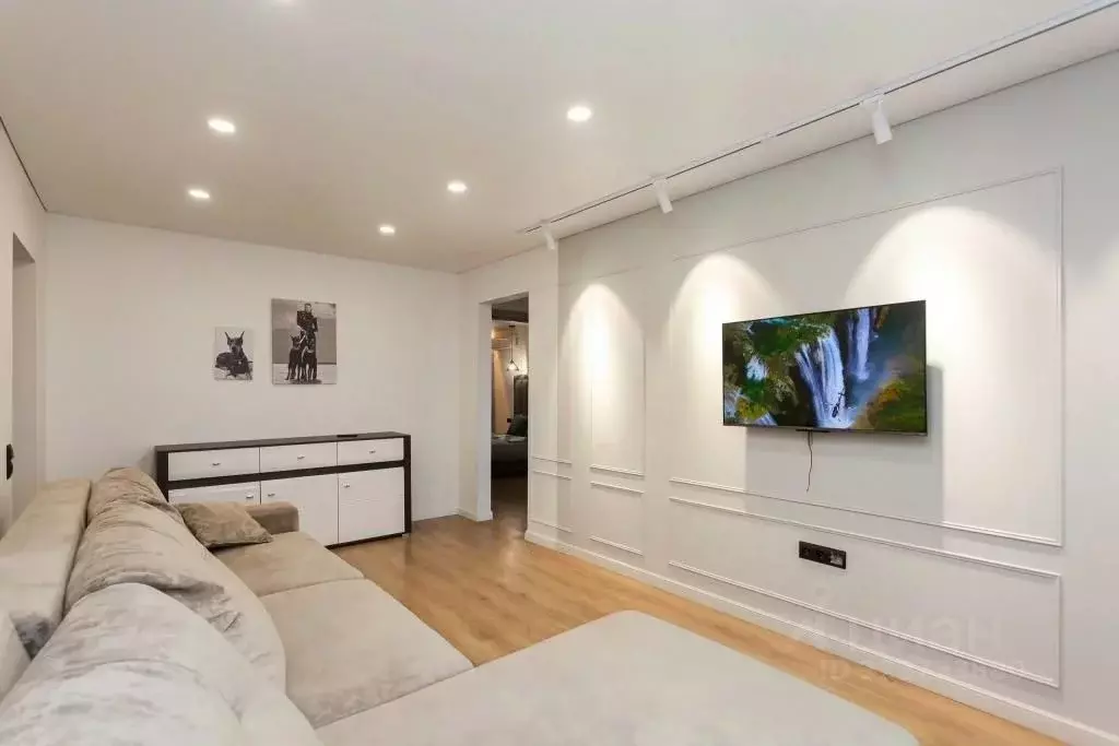 3-к кв. Калининградская область, Калининград ул. 9 Апреля, 26 (64.0 м) - Фото 1