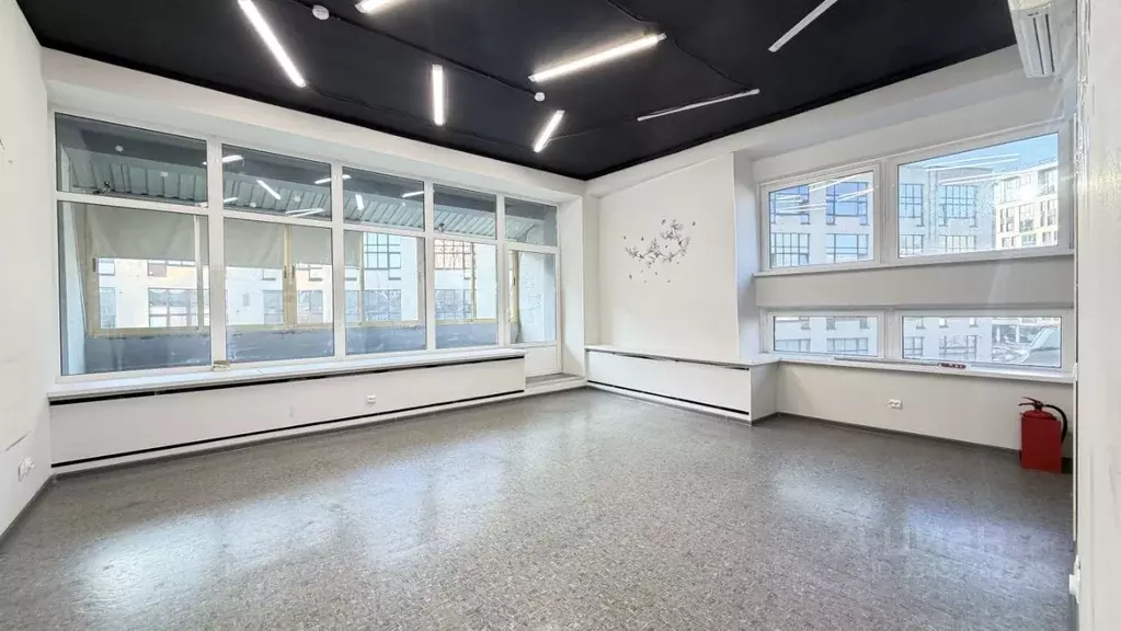 Офис в Санкт-Петербург Кантемировская ул., 12 (34 м) - Фото 1
