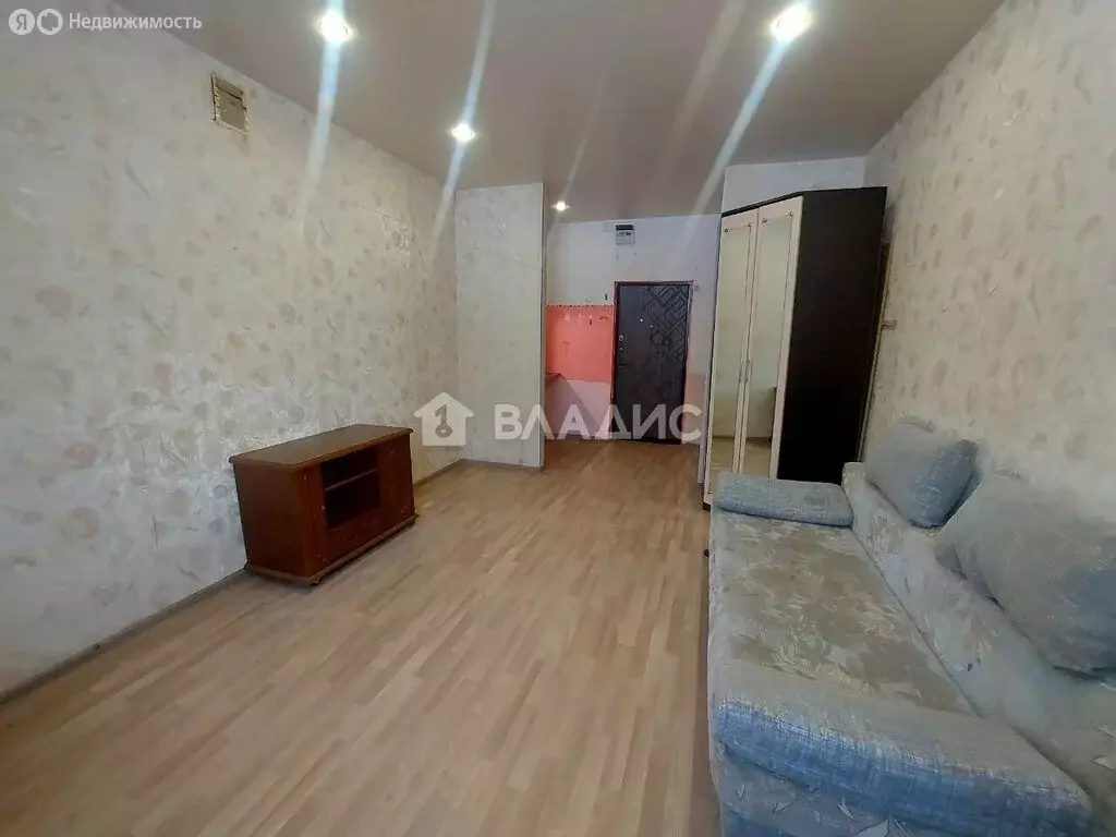 1к в 10-комнатной квартире (25 м) - Фото 2