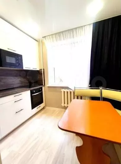 3-к. квартира, 60м, 2/9эт. - Фото 0