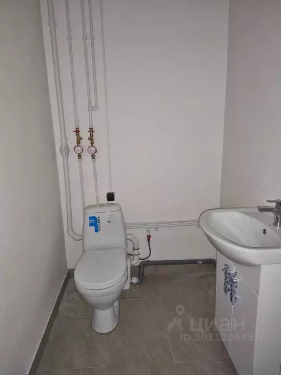 Помещение свободного назначения в Самарская область, Тольятти просп. ... - Фото 2